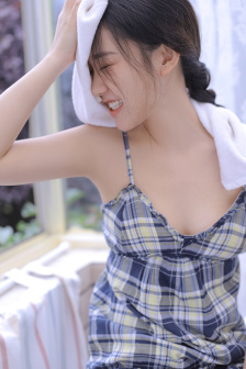 男女初吻小视频
